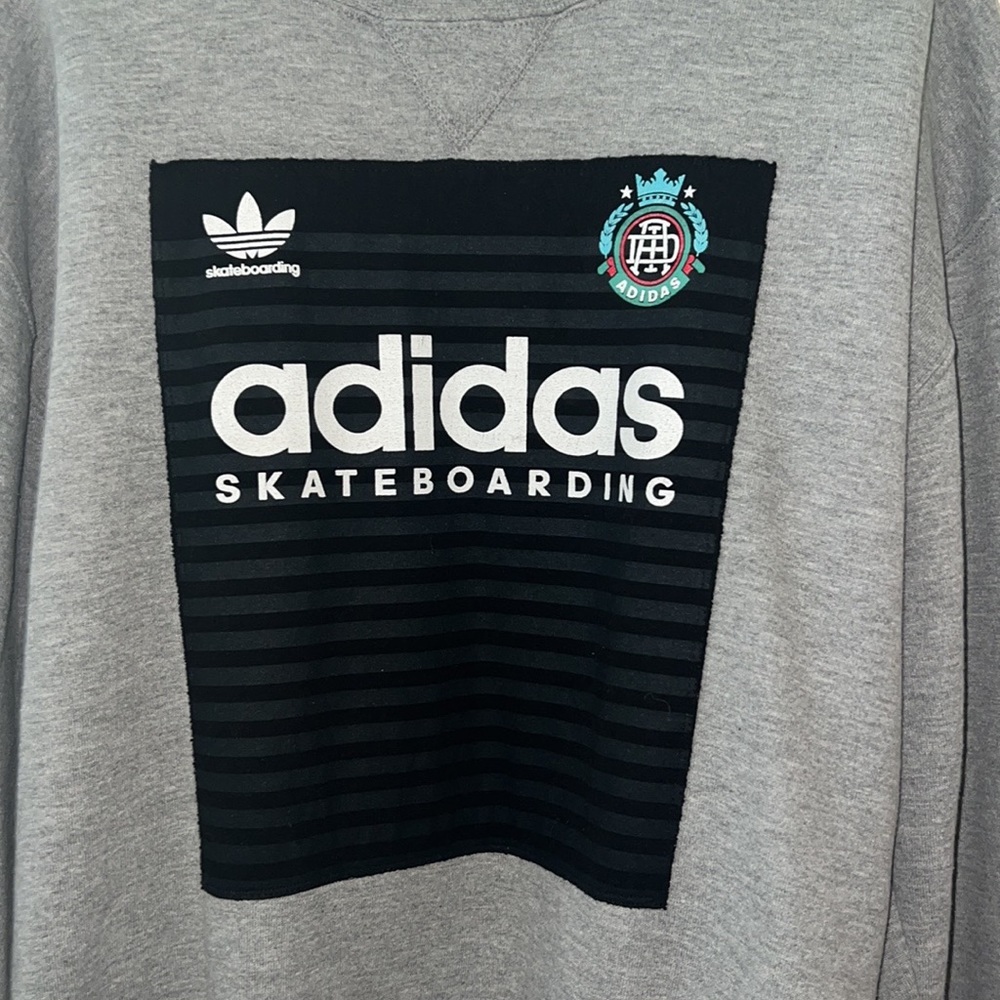 ♻️Upcycled Adidas Crewneck Hoodie♻️ - Picture 5 of 7